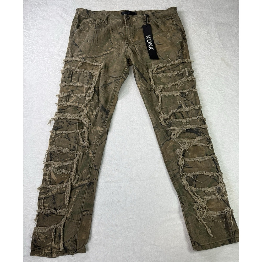 KDNK Hunter's Complex Tree Camo Distressed Scab Patchwork Pants Size 40 NWT‎